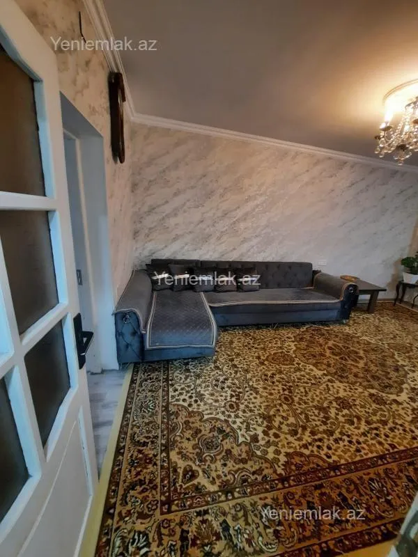 Satılır 3 otaqlı köhnə tikili 70 m²