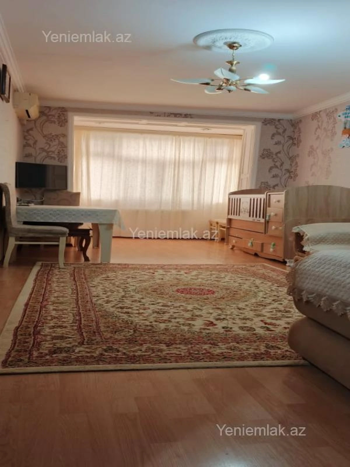 Satılır 2 otaqlı köhnə tikili 55 m²