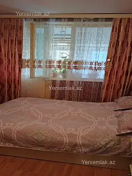 Satılır 2 otaqlı köhnə tikili 55 m²