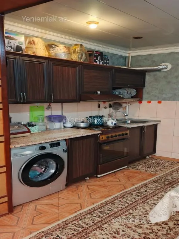 Satılır 2 otaqlı köhnə tikili 55 m²