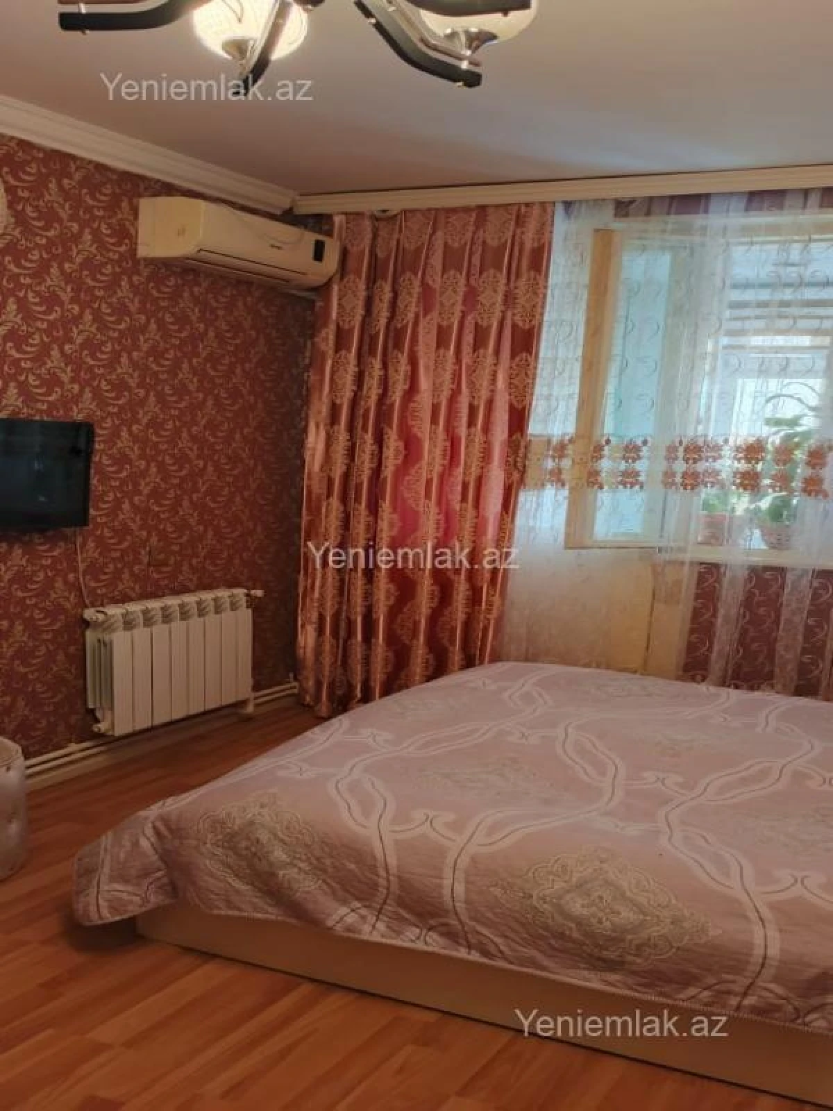 Satılır 2 otaqlı köhnə tikili 55 m²