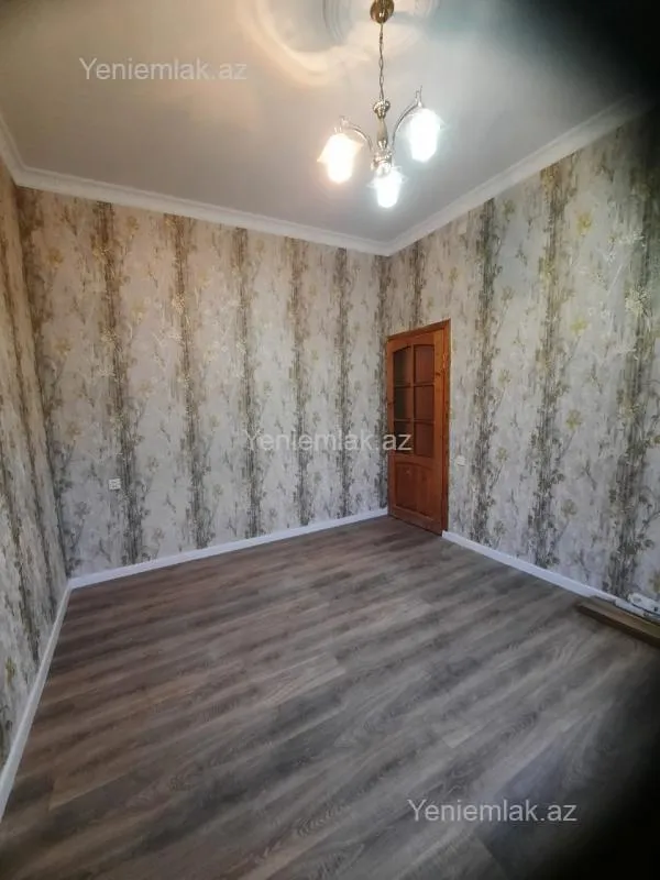 Satılır 4 otaqlı həyət evi 135 m²