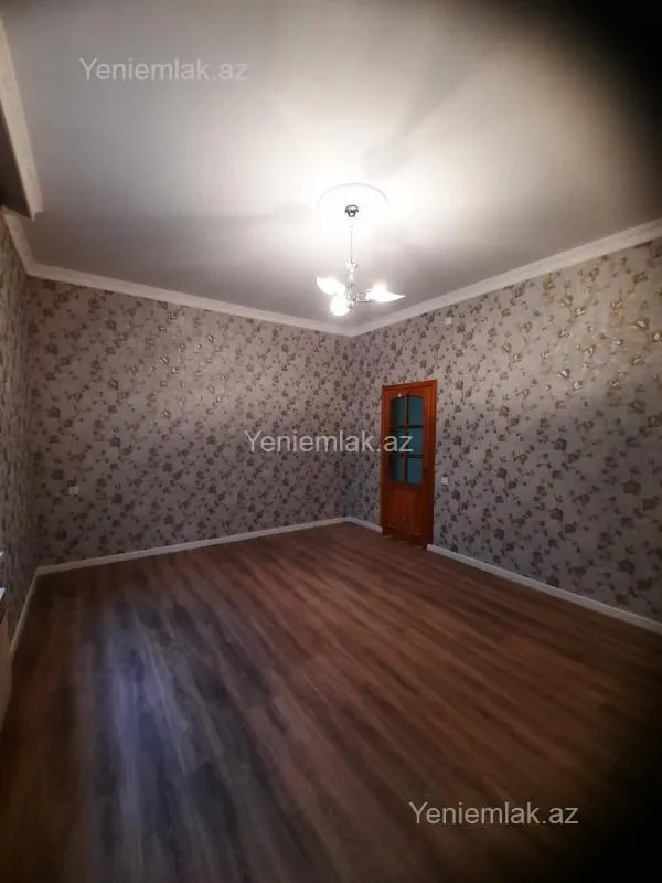 Satılır 4 otaqlı həyət evi 135 m²