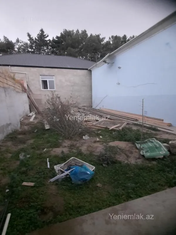 Satılır 4 otaqlı həyət evi 135 m²