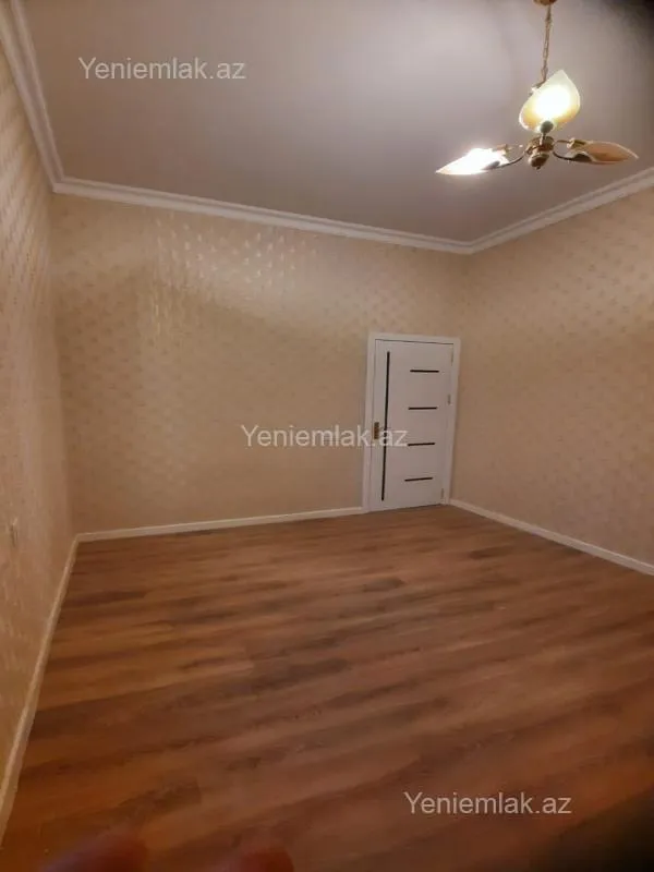 Satılır 4 otaqlı həyət evi 135 m²