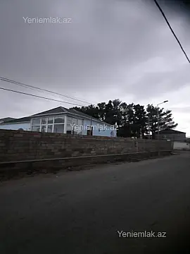 Satılır 4 otaqlı həyət evi 135 m²