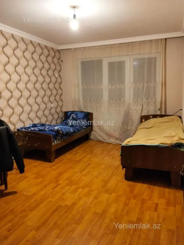 Satılır 1 otaqlı köhnə tikili 31 m²