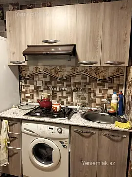 Satılır 1 otaqlı köhnə tikili 31 m²