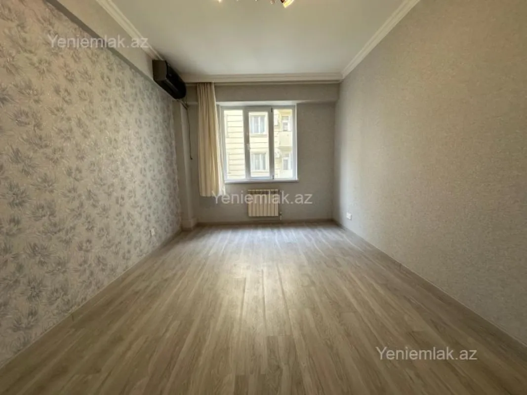 Satılır 4 otaqlı yeni tikili 96 m²