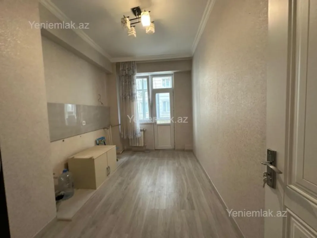 Satılır 4 otaqlı yeni tikili 96 m²