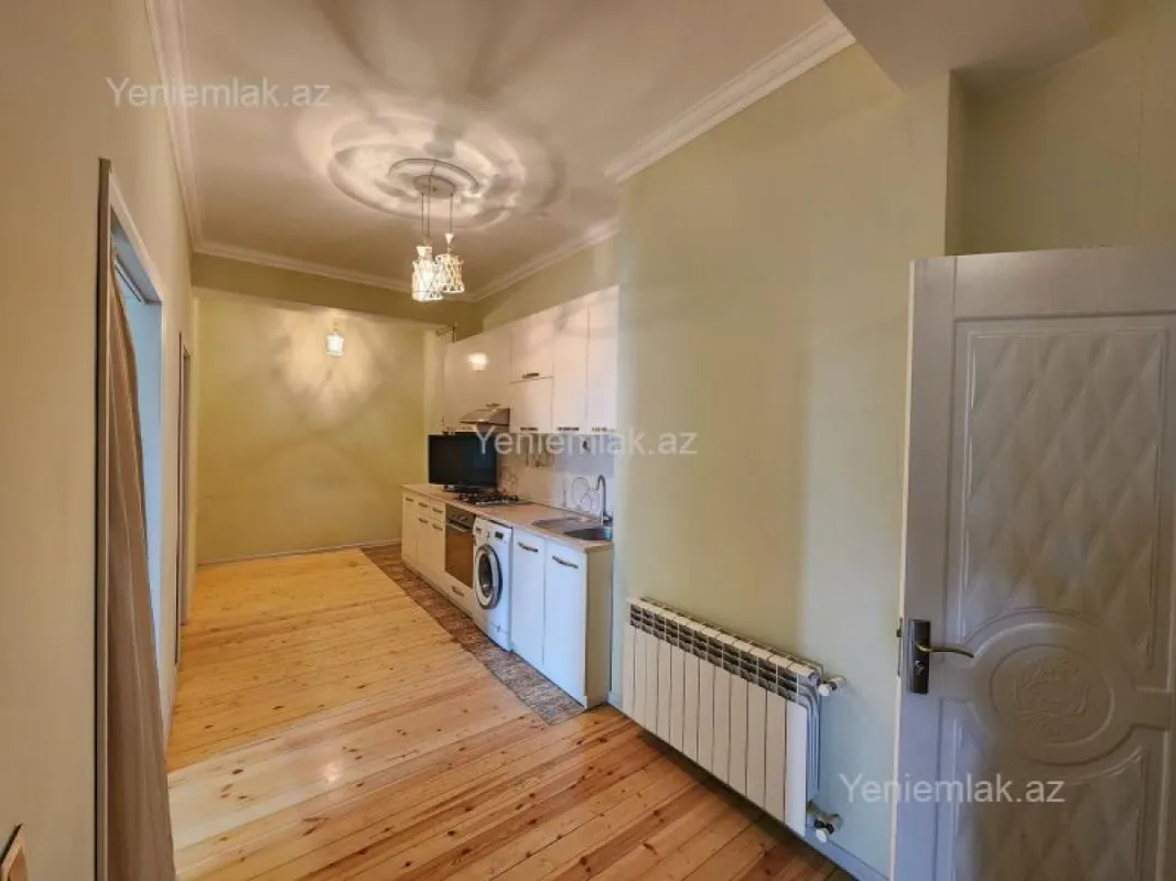 Satılır 3 otaqlı yeni tikili 77 m²