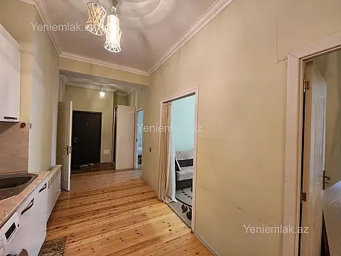 Satılır 3 otaqlı yeni tikili 77 m²