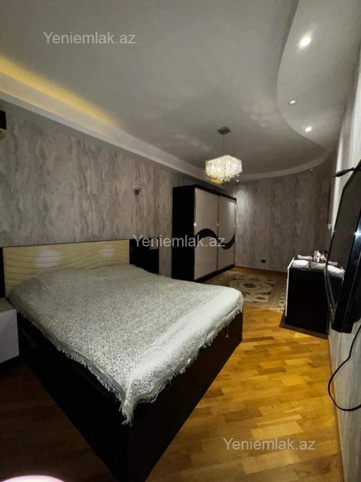 Satılır 2 otaqlı yeni tikili 96 m²