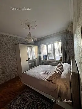 Satılır 2 otaqlı köhnə tikili 70 m²