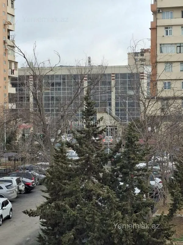Satılır 2 otaqlı köhnə tikili 37 m²