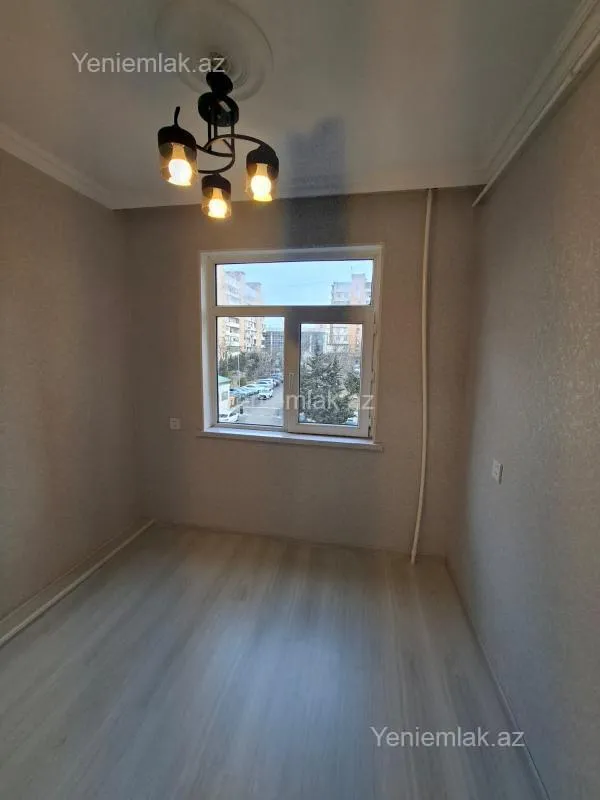 Satılır 2 otaqlı köhnə tikili 37 m²
