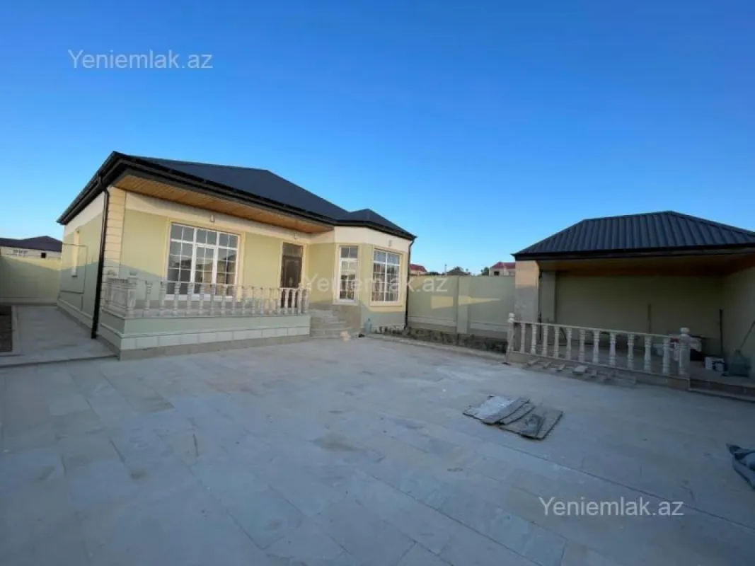 Satılır 4 otaqlı həyət evi 120 m²