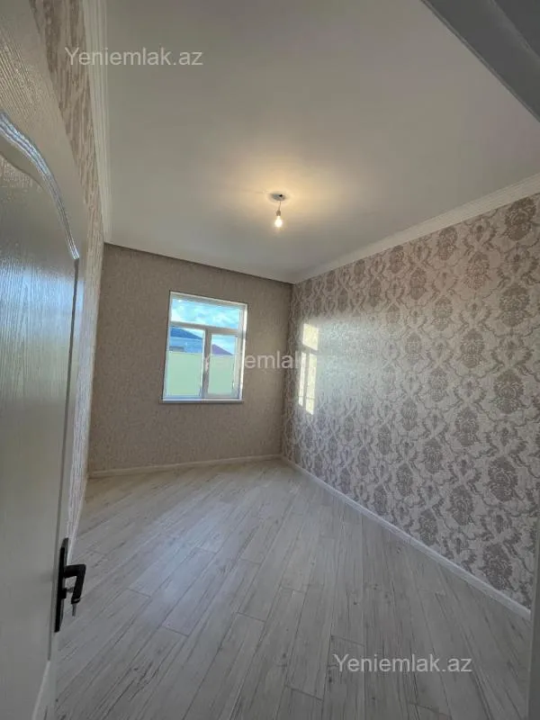 Satılır 4 otaqlı həyət evi 120 m²