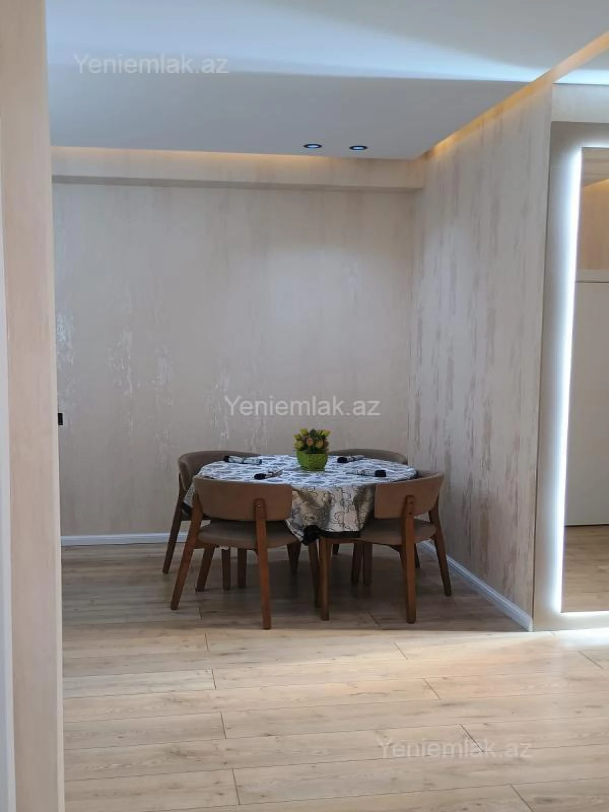 Satılır 2 otaqlı yeni tikili 57 m²