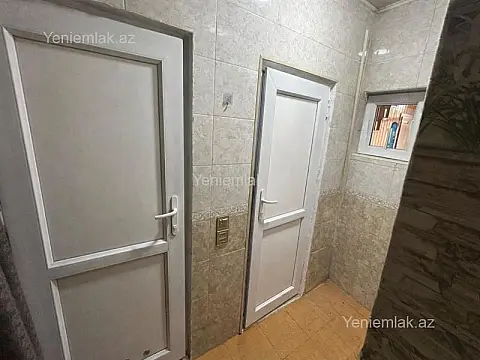 Satılır 5 otaqlı həyət evi 100 m²