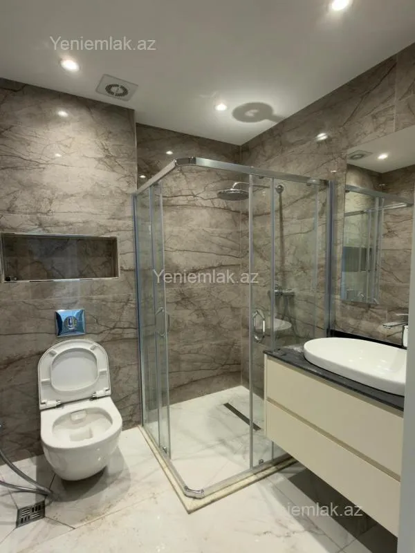 Satılır 3 otaqlı yeni tikili 68 m²