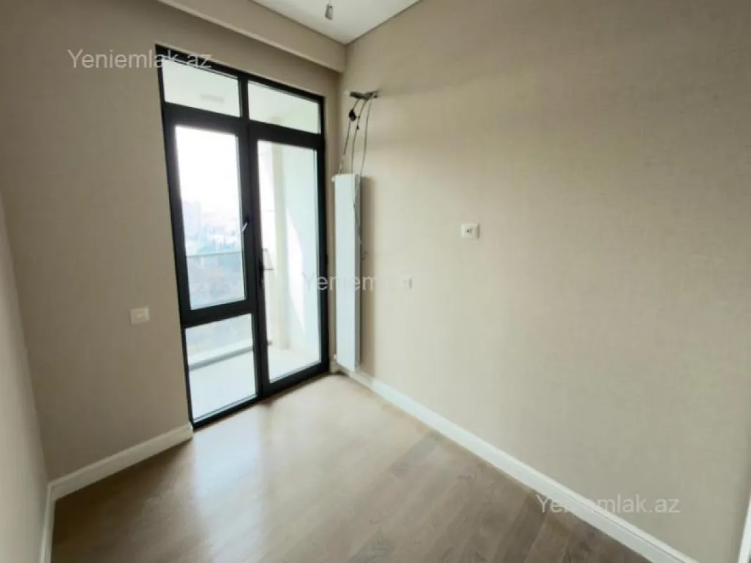 Satılır 3 otaqlı yeni tikili 68 m²