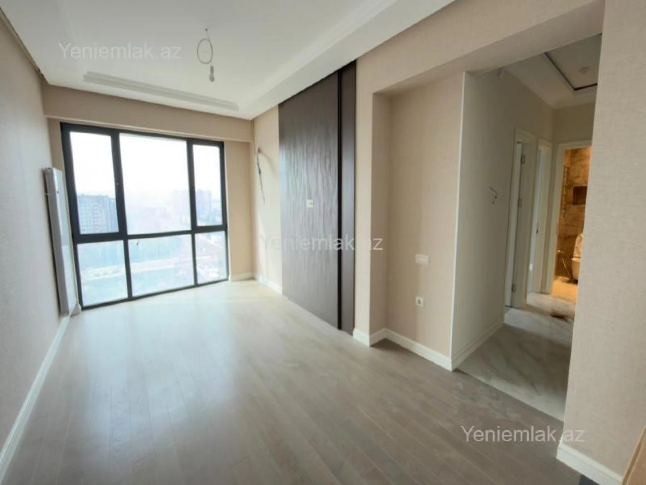 Satılır 3 otaqlı yeni tikili 68 m²