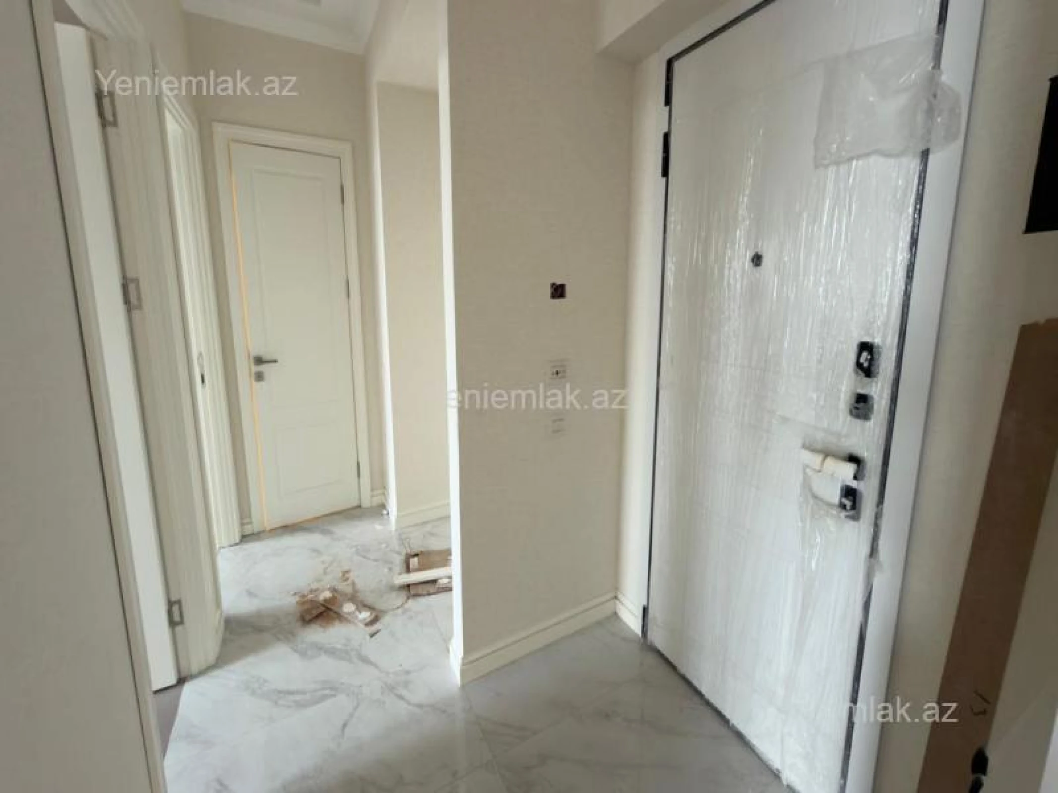 Satılır 3 otaqlı yeni tikili 68 m²