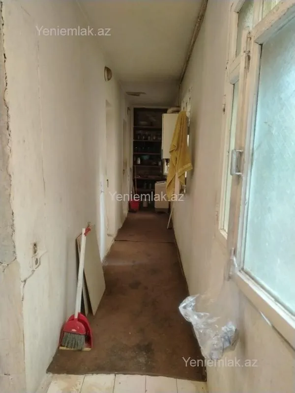 Satılır 2 otaqlı köhnə tikili 65 m²