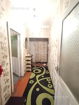 Satılır 2 otaqlı köhnə tikili 65 m²