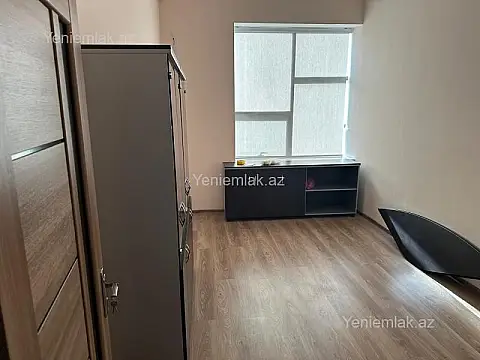 Satılır 5 otaqlı ofis 128 m²