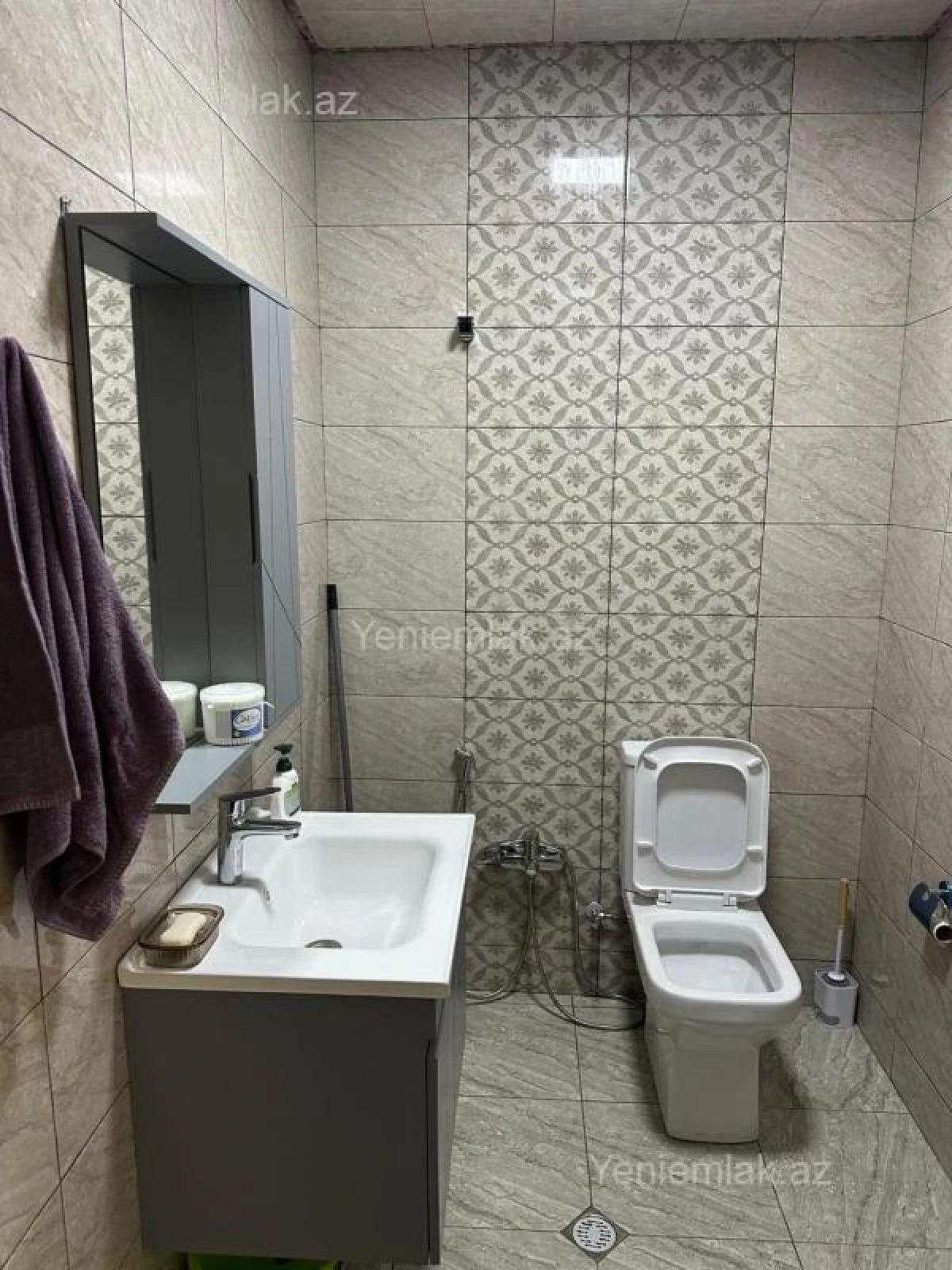 Satılır 5 otaqlı ofis 128 m²