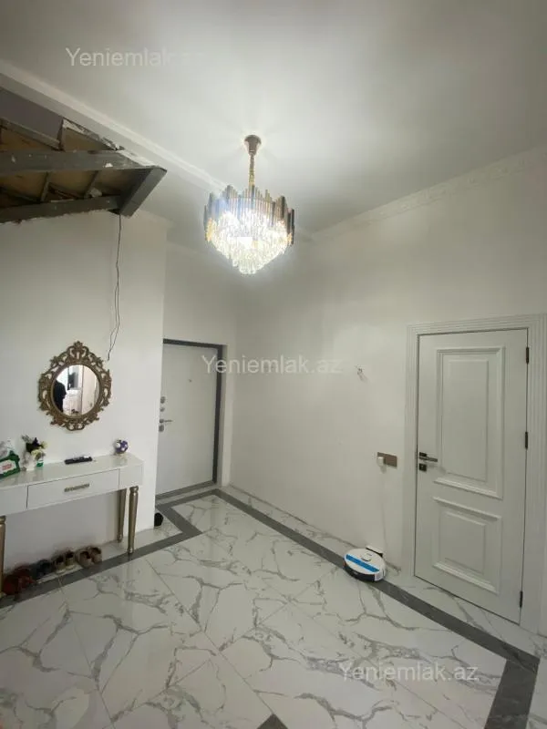 Satılır 3 otaqlı yeni tikili 90 m²