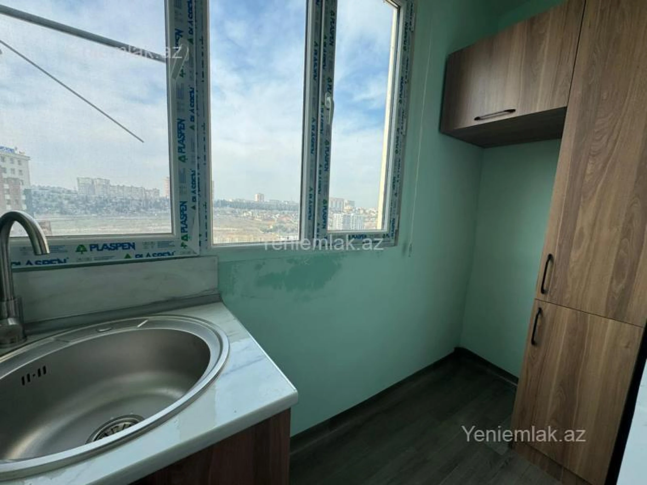 Satılır 2 otaqlı köhnə tikili 45 m²