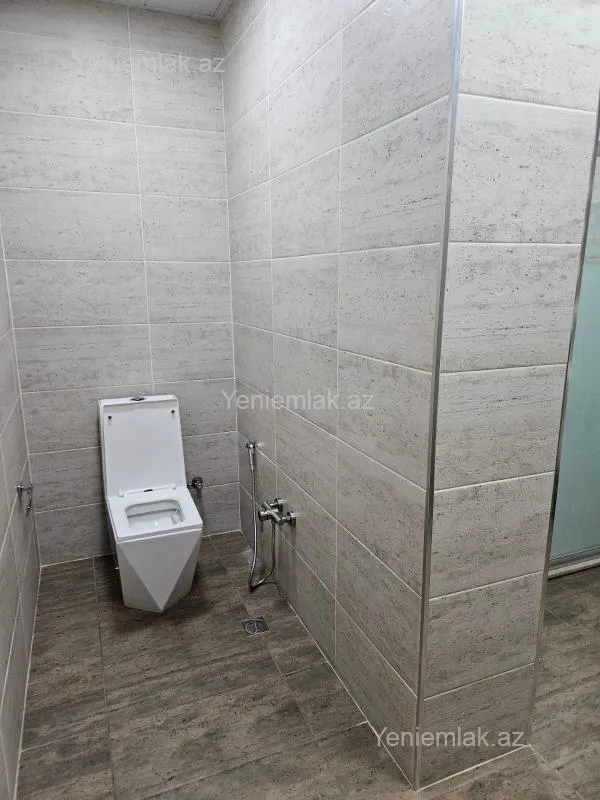 Satılır 2 otaqlı yeni tikili 96 m²