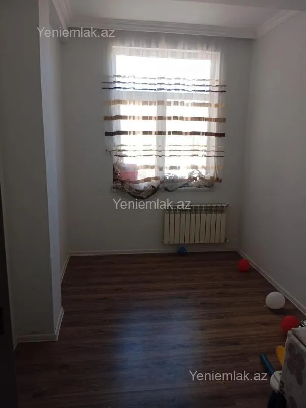 Satılır 3 otaqlı yeni tikili 81 m²