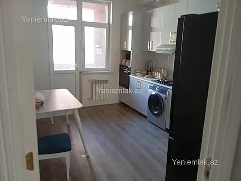 Satılır 3 otaqlı yeni tikili 81 m²