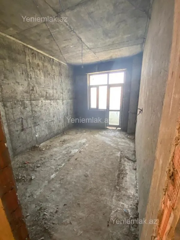Satılır 3 otaqlı yeni tikili 131 m²