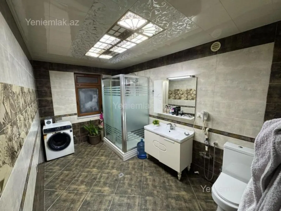 Satılır 7 otaqlı köhnə tikili 187 m²