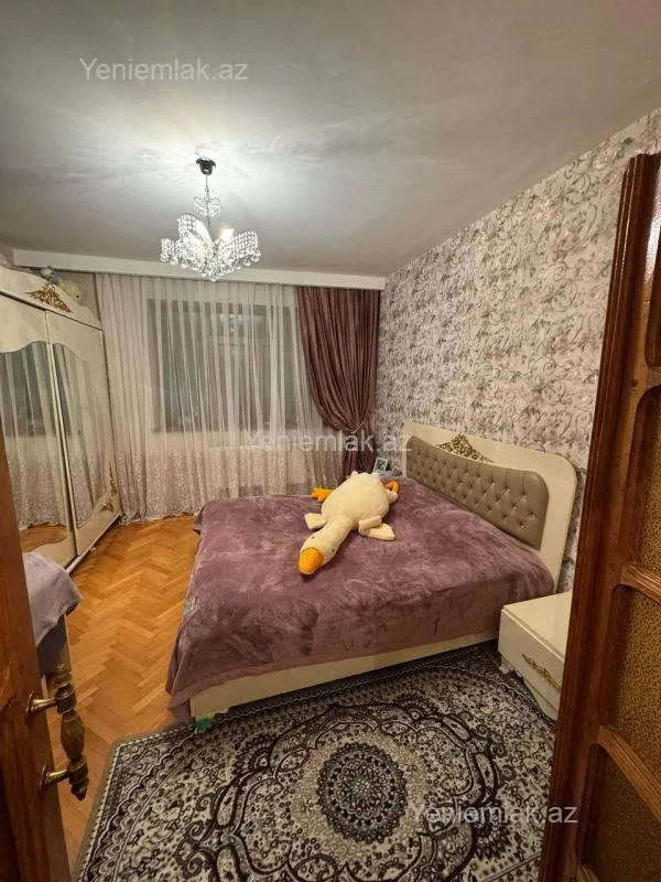 Satılır 7 otaqlı köhnə tikili 187 m²
