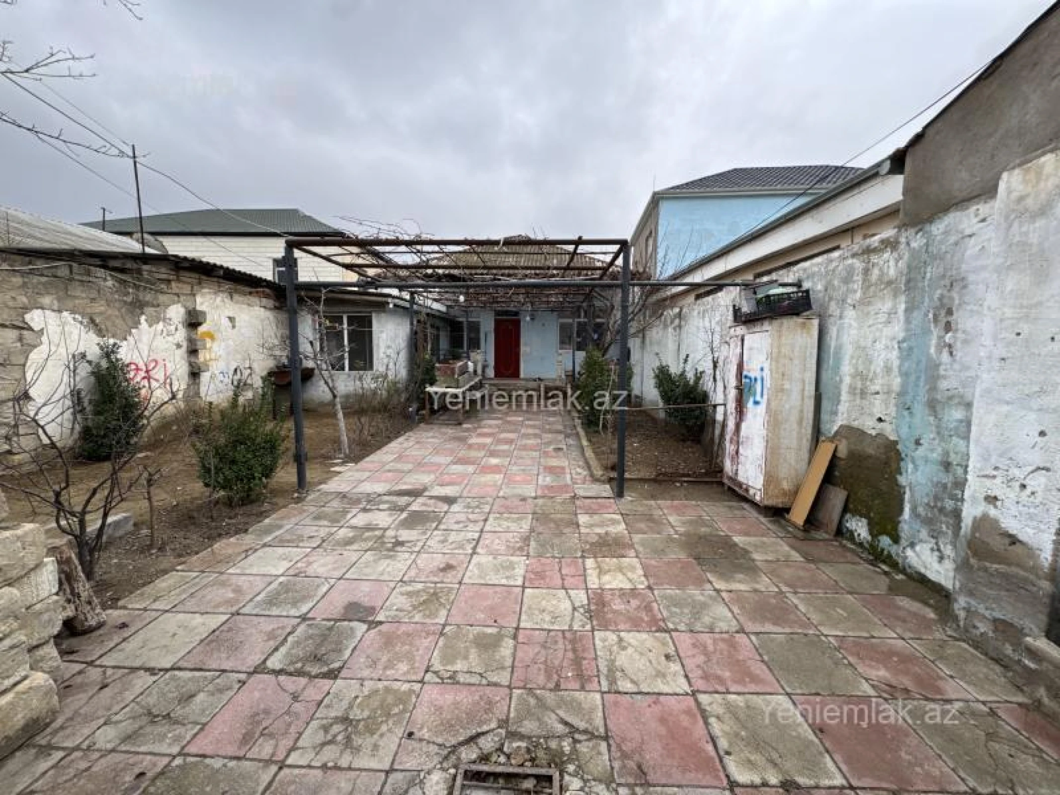 Satılır 3 otaqlı həyət evi 75 m²