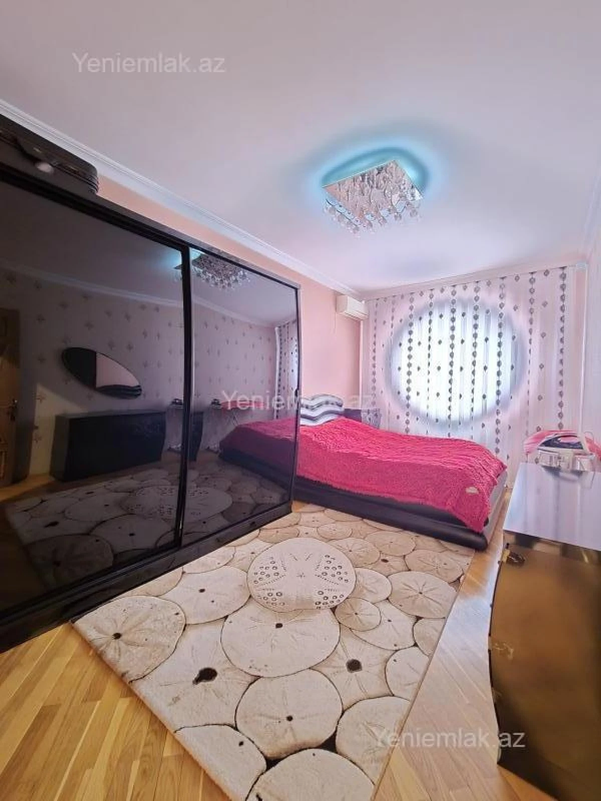 Satılır 3 otaqlı yeni tikili 138 m²