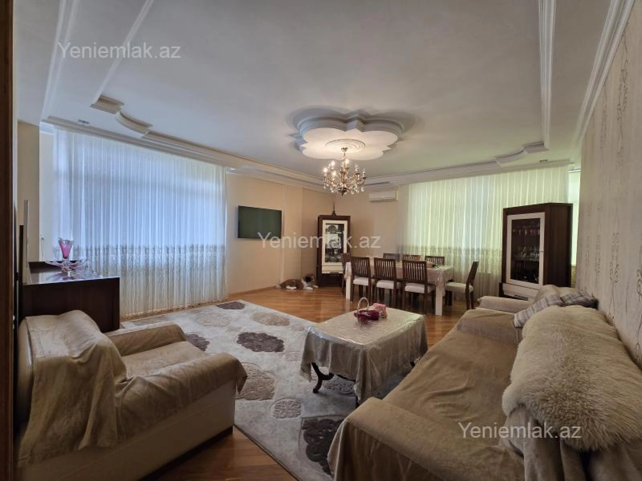 Satılır 3 otaqlı yeni tikili 138 m²