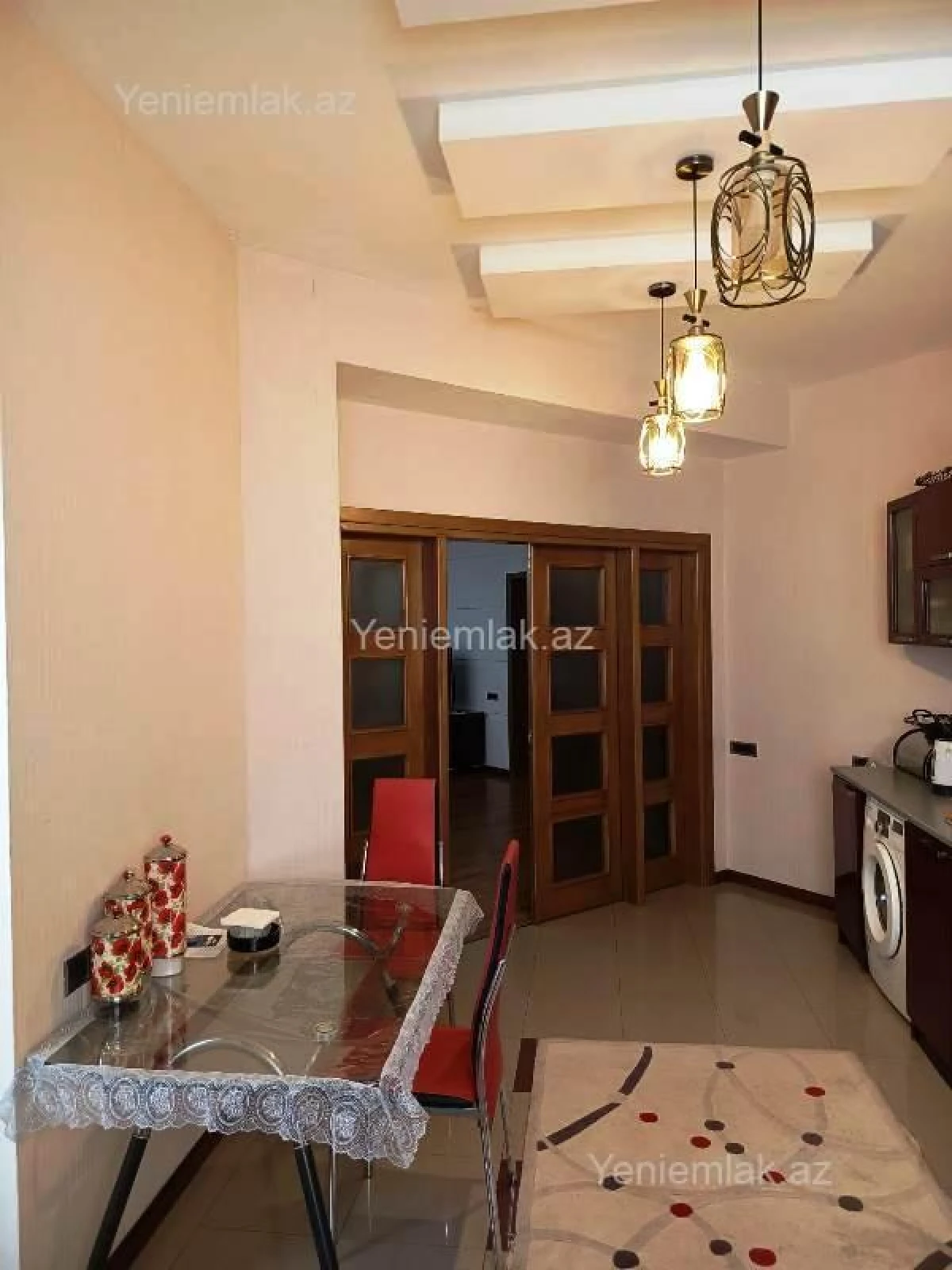 Satılır 4 otaqlı yeni tikili 180 m²