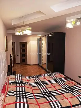 Satılır 4 otaqlı yeni tikili 180 m²