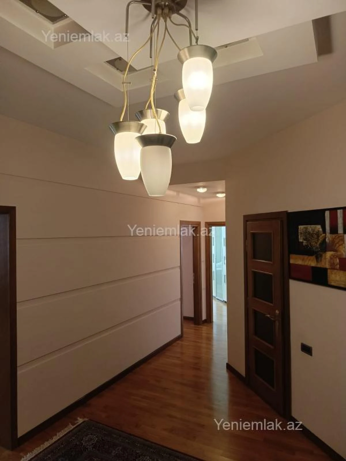 Satılır 4 otaqlı yeni tikili 180 m²