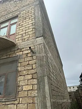 Satılır 9 otaqlı həyət evi 630 m²