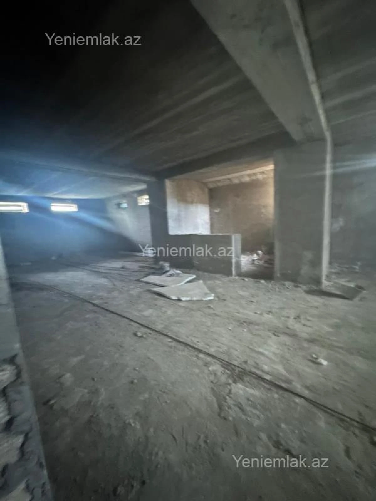 Satılır 9 otaqlı həyət evi 630 m²