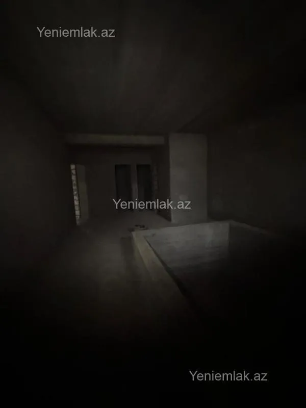 Satılır 9 otaqlı həyət evi 630 m²