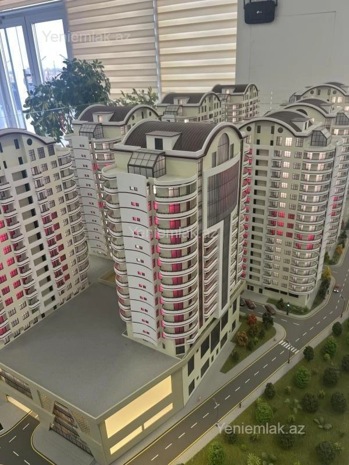 Satılır 3 otaqlı yeni tikili 130 m²